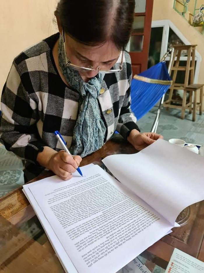 Bà Dự chia sẻ mong muốn phiên tòa tới đây, hội đồng xét xử sẽ xử nghiêm minh đối với Nguyễn Minh Tuấn và cả con gái bà là Nguyễn Thị Lan Anh. 