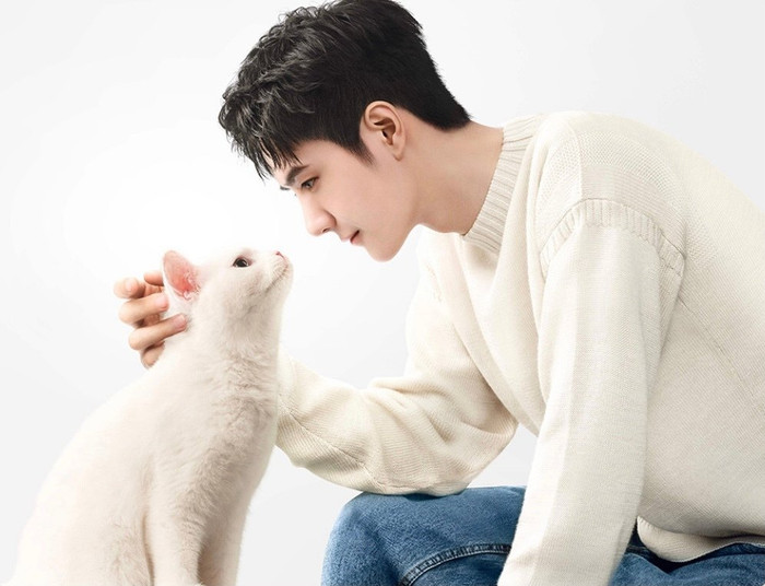 Cách tồn tại giữa fan và idol: Lâm Canh Tân - 'tấu hài', Vương Nhất Bác - 'đổ thừa' Ảnh 14