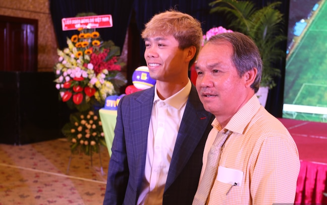 Chiều nay, bầu Đức và Công Phượng 'thắp lửa' cho SV-League 2020 ở sân Thống Nhất Ảnh 2