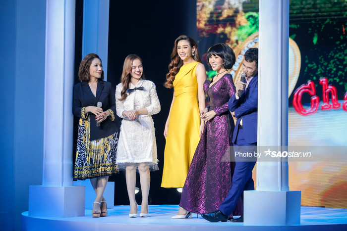 Giang Hồng Ngọc, Võ Hoàng Yến và Trác Thúy Miêu đóng vai trò là cố vấn trong tập 6