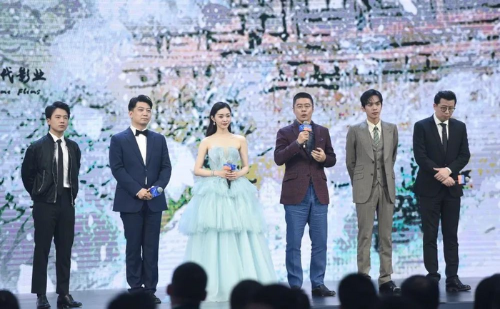 Rộ tin Dương Tử thay thế Lý Thấm đóng 'Khánh dư niên' phần 2? Ảnh 5