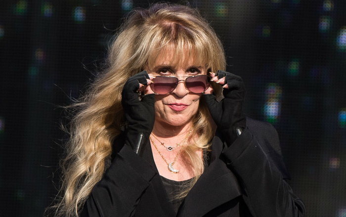 Stevie Nicks cay đắng thừa nhận tiêm botox khiến cô giống quỷ satan Ảnh 2