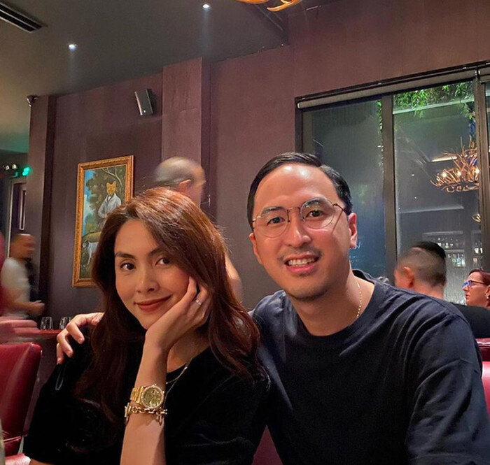 Tăng Thanh Hà và ông xã Louis Nguyễn là một trong những cặp vợ chồng viên mãn và hạnh phúc nhất nhì Vbiz