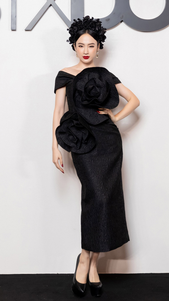 Nét đẹp cổ điển nhưng đầy mị lực, thu hút ánh nhìn khán giả. 