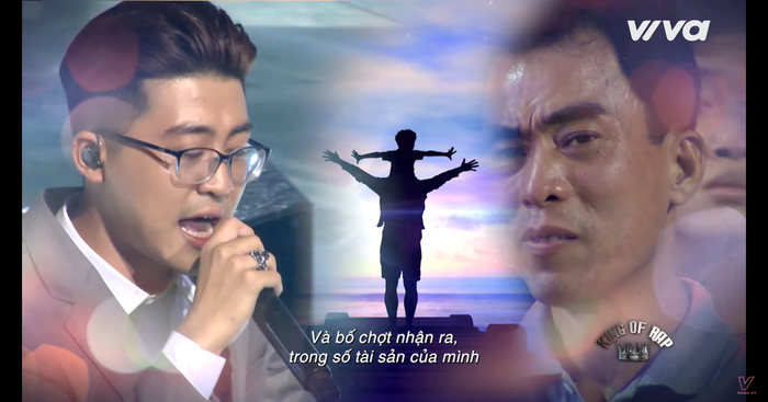 nhưng người mà cả hai muốn dành ca khúc này đều là người bố vĩ đại của mình và khiến cho cả trường quay không khỏi xúc động.