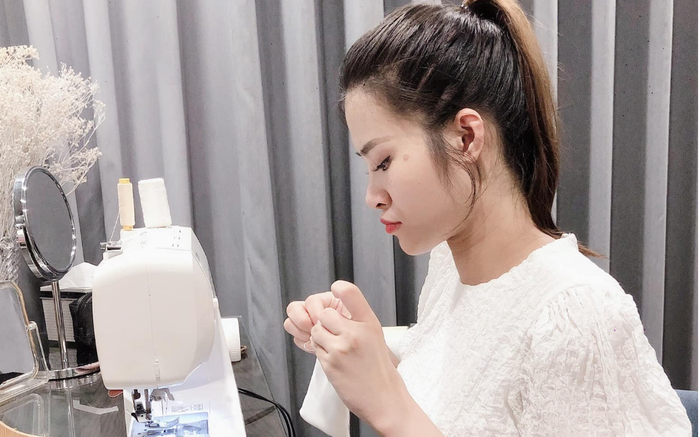 Khoảnh khắc ngọt ngào: Đông Nhi tự tay may đồ cho con gái, chuẩn bị từng chút đón công chúa nhỏ chào đời Ảnh 2