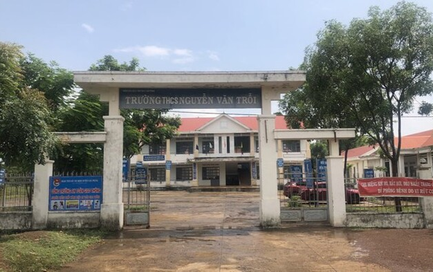 Vụ giáo viên đồng loạt tố nhà trường 'ăn chặn' tiền dạy thêm ngoài giờ: Đề xuất hình thức kỷ luật đối với Hiệu trưởng Ảnh 2