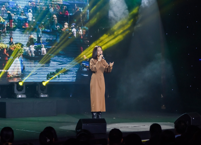 Đêm nhạc có Đàm Vĩnh Hưng, Erik, Hiền Thục quyên góp được hơn 6 tỷ đồng ủng hộ đồng bào miền Trung Ảnh 7