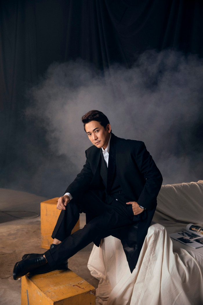 Hứa Vĩ Văn xuất hiện với hình ảnh phong trần, bụi bặm, tuy khác lạ nhưng vẫn đốn tim fan Ảnh 15