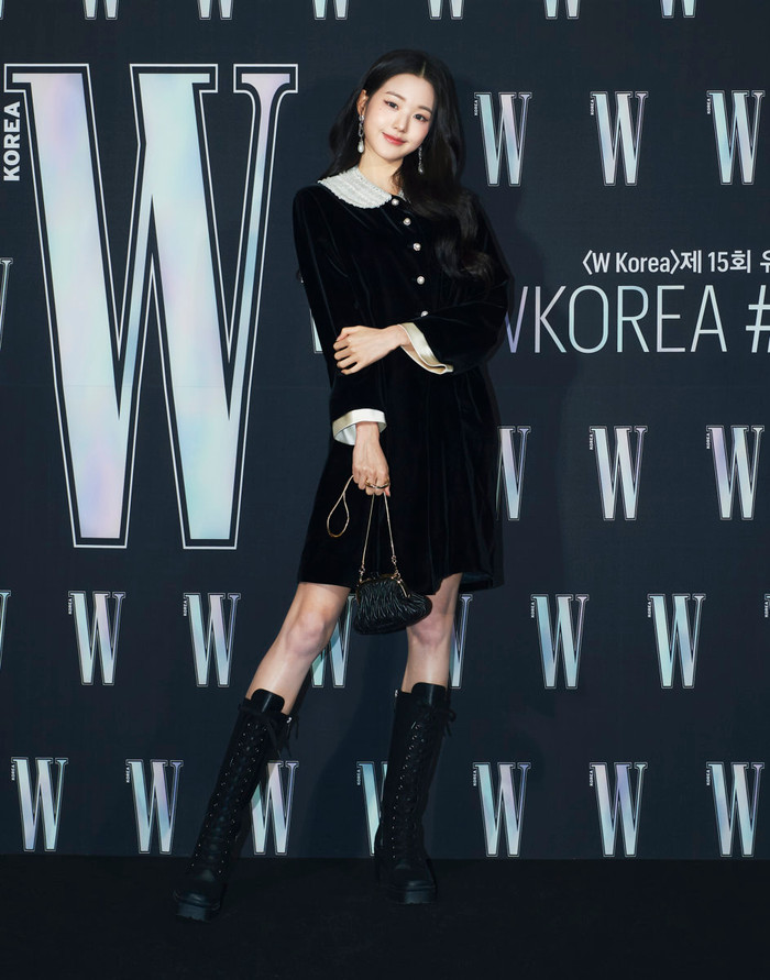 Jang Won Young có visual và vóc dáng đỉnh cao.