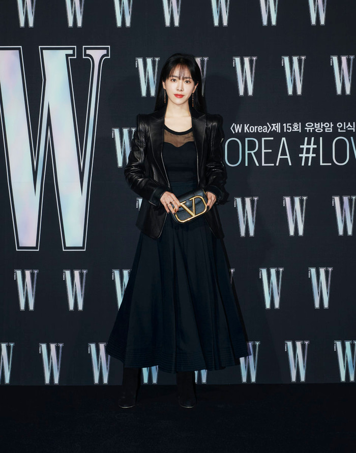 'Chị đại' Han Ji Min xinh đẹp ở tuổi 38.