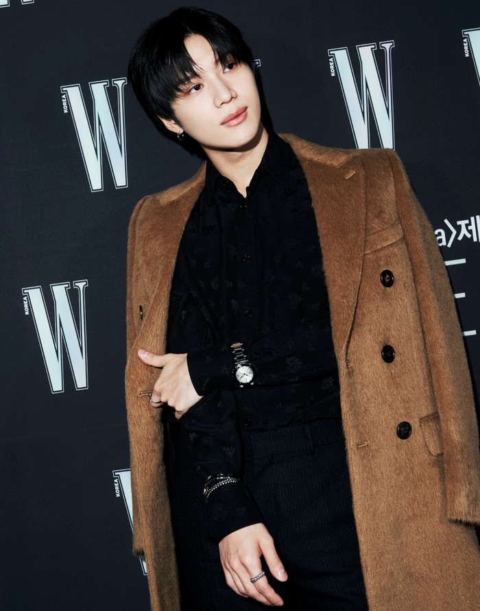 Đêm hội 'W Korea 2020': Mặt Park Min Young cứng đờ biến dạng, Park Shin Hye đọ sắc 'chị em nàng Han' và Jessica - Krystal Ảnh 37