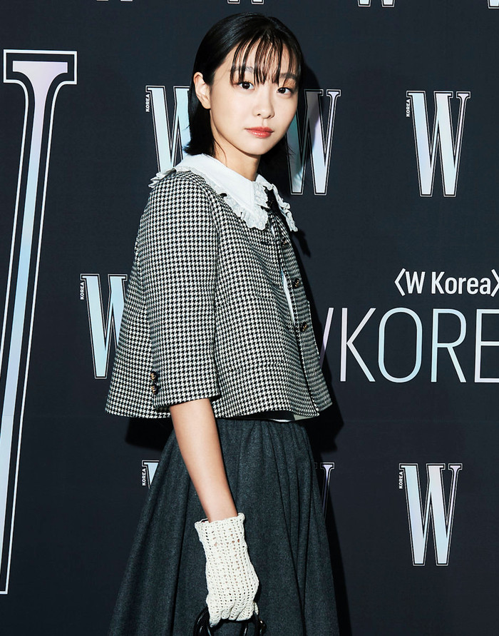 Đêm hội 'W Korea 2020': Mặt Park Min Young cứng đờ biến dạng, Park Shin Hye đọ sắc 'chị em nàng Han' và Jessica - Krystal Ảnh 35