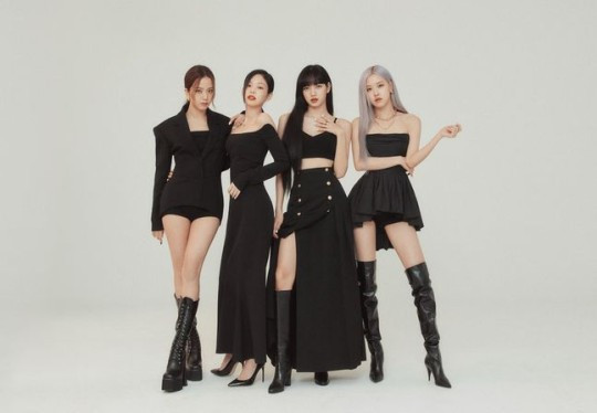Blackpink phá kỷ lục lượng bán ra với full album đầu tay Ảnh 3