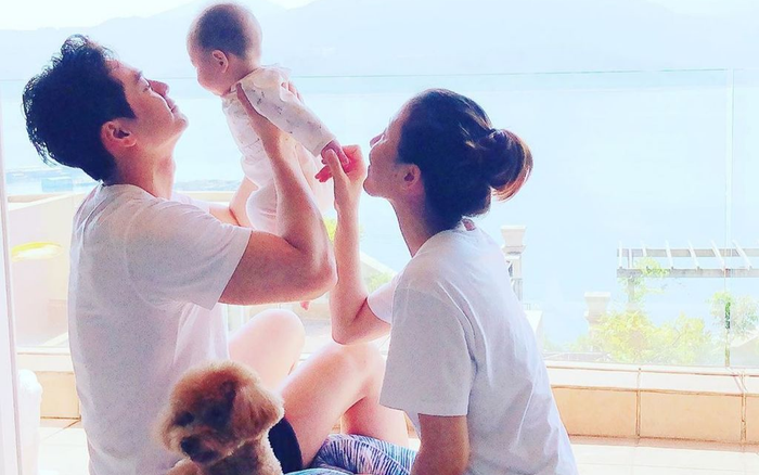 Dương Di và La Trọng Khiêm đổi tên, chia sẻ hình bên con gái 6 tháng tuổi Ảnh 2