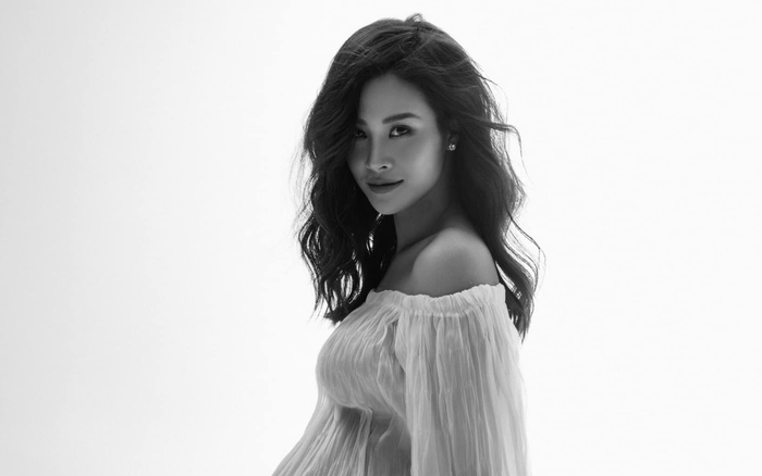 Hình ảnh đầu tiên của Đông Nhi trên giường bệnh sau khi sinh con gái đầu lòng Ảnh 2