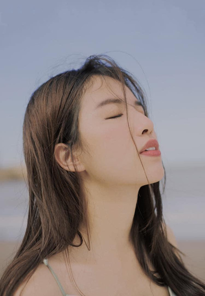 Trầm trồ với vẻ đẹp tựa diễn viên HongKong của nữ giảng viên NEU, xem đến loạt thành tích càng khiến nhiều người ngưỡng mộ Ảnh 9