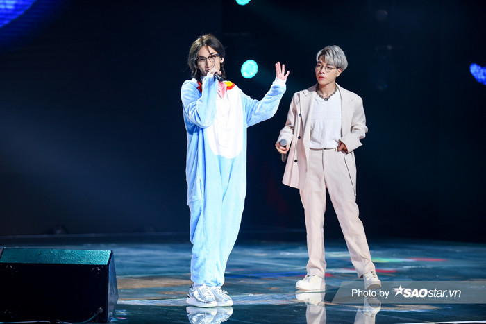 Đức Phúc: 'Chị Cả nỗ lực thoát xác để không mang màu sắc trầm buồn, tôi chỉ đứng cạnh để phụ hoạ' Ảnh 6