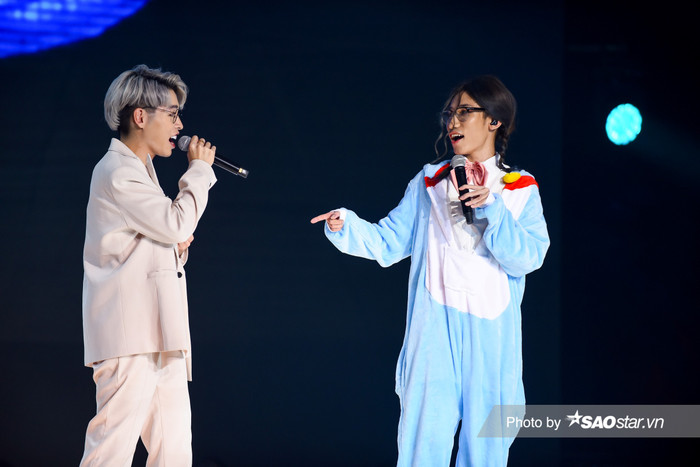 Đức Phúc: 'Chị Cả nỗ lực thoát xác để không mang màu sắc trầm buồn, tôi chỉ đứng cạnh để phụ hoạ' Ảnh 5