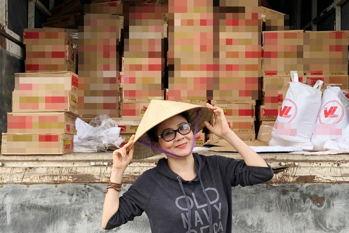 NSND Thanh Ngân hủy hết show diễn, trực tiếp vào tâm lũ trao quà cho bà con miền Trung Ảnh 13
