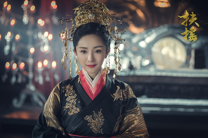 Những bậc mẫu nghi thiên hạ ấn tượng nhất trên màn ảnh Hoa Ngữ Ảnh 25