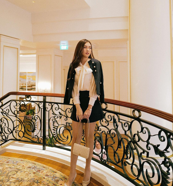 Nét đẹp ngọt ngào, kiêu sa của bóng hồng làm bao người si mê. 