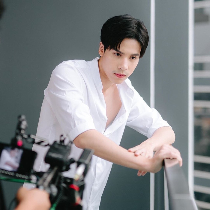 Trai đẹp Jes Jespipta lần đầu đóng cặp cùng bạn diễn xinh đẹp Esther Supreeleela trong phim truyền hình làm lại Ảnh 11