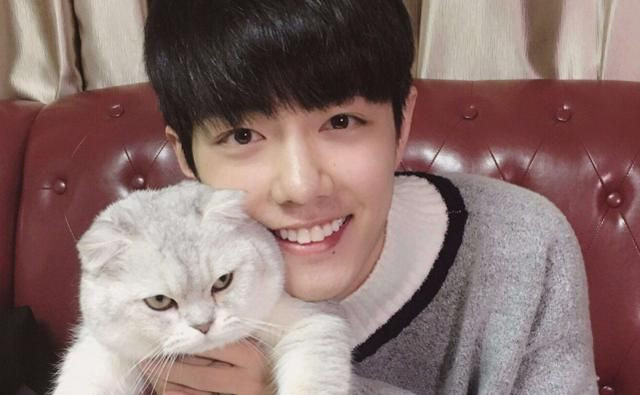 Thí sinh 'Thanh xuân có bạn 3' gây sốt vì ngoại hình quá giống Tiêu Chiến Ảnh 6