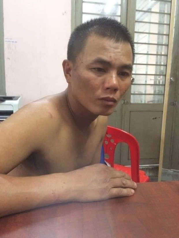 Phùng Văn Thưởng tại cơ quan công an. Ảnh: SGGP