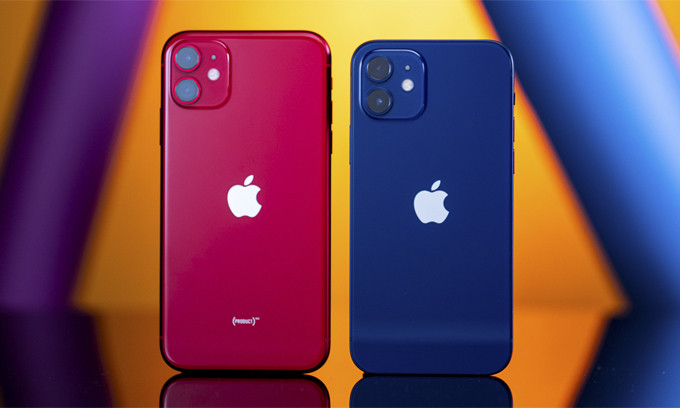 Những chiếc iPhone chính hãng ở Việt Nam có mã máy VN/A. Ảnh: The Verge