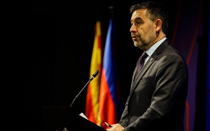 Hai tháng sau ồn ào với Messi, Chủ tịch Barca tuyên bố từ chức Ảnh 2