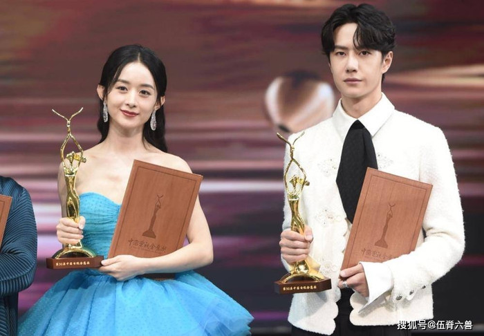 Vương Nhất Bác mượn sức Triệu Lệ Dĩnh vẫn không thể đấu lại Tiêu Chiến...