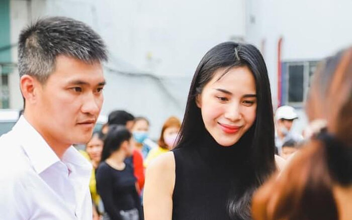 Câu nói khiến Công Vinh được ngưỡng mộ khi tháp tùng Thủy Tiên đi cứu trợ miền Trung Ảnh 2