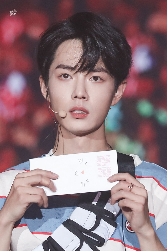 Lý do Vương Nhất Bác - Tiêu Chiến và Dịch Dương Thiên Tỉ là 'Top nam vương' quyền lực tháng 10? Ảnh 11