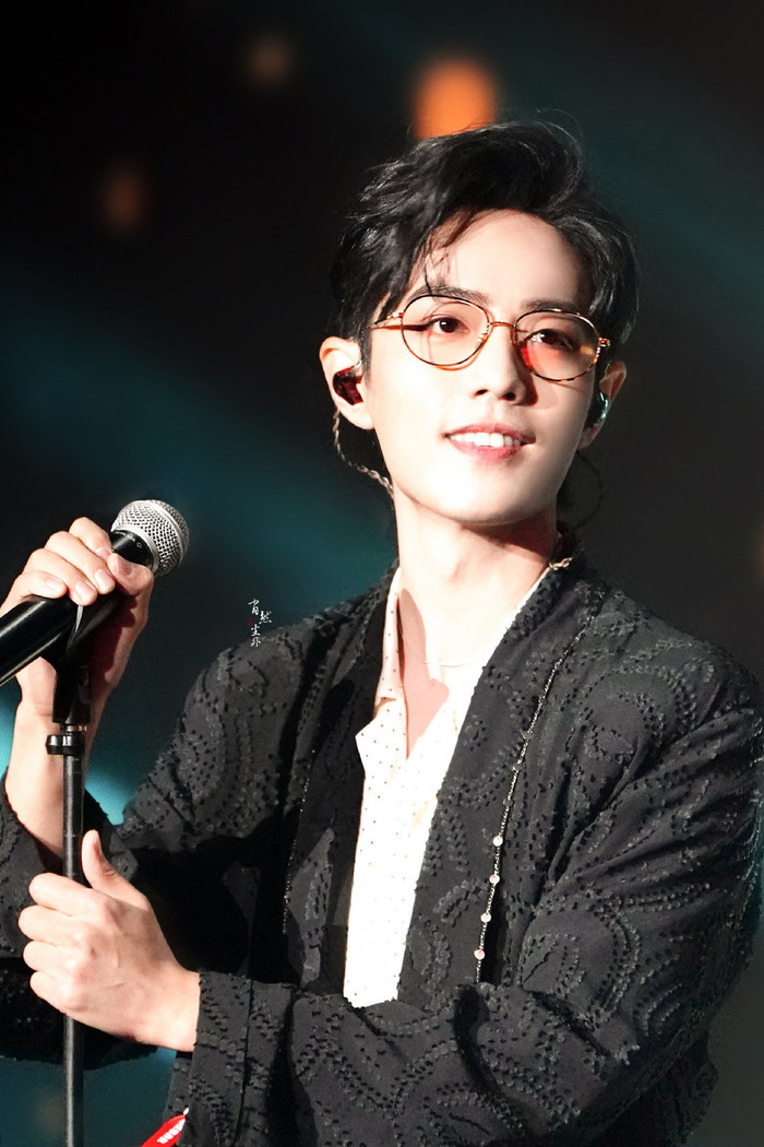 Lý do Vương Nhất Bác - Tiêu Chiến và Dịch Dương Thiên Tỉ là 'Top nam vương' quyền lực tháng 10? Ảnh 9