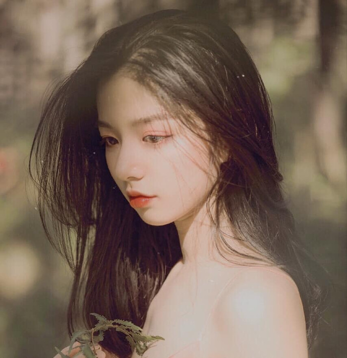 Hotgirl Instagram bị 'khui' ảnh ngoài đời thực eo ngấn mỡ khác xa hình trên mạng Ảnh 7