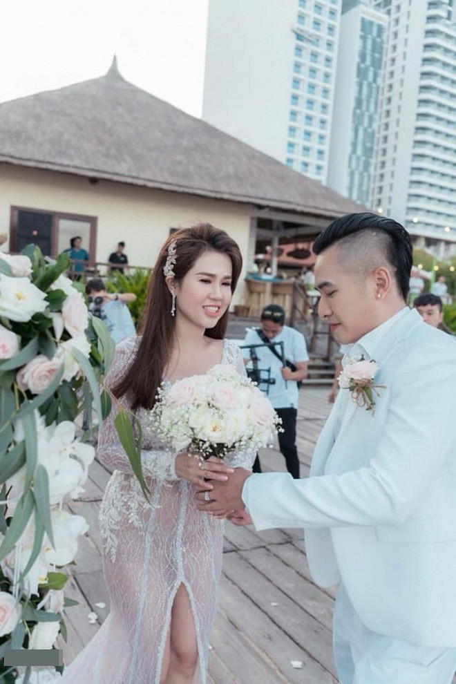 Đến hiện tại, cặp đôi đã có hai năm sống chung vô cùng hạnh phúc.