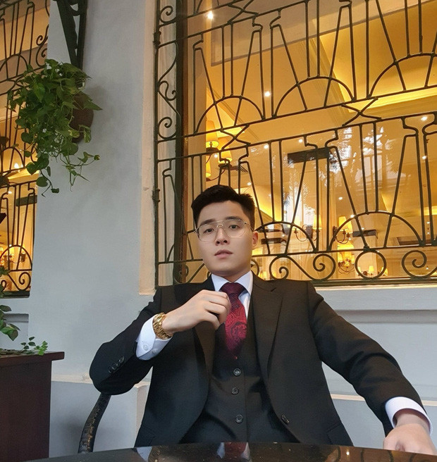 Cuộc sống của 'hotboy chuyển giới' sau 2 năm kết hôn với nữ doanh nhân hơn 21 tuổi giờ ra sao? Ảnh 8