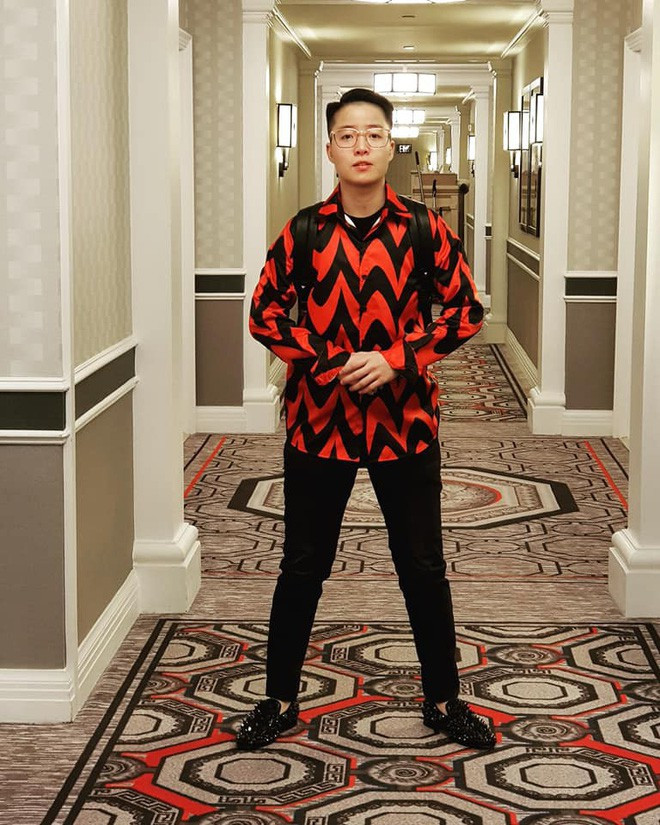 Anh chàng thường xuyên trả lời tin nhắn cũng như câu hỏi từ phía cư dân mạng. 