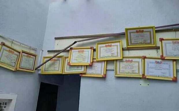 Hình ảnh còn sót lại trong căn nhà tan hoang sau khi mưa bão qua đi gây chú ý Ảnh 2