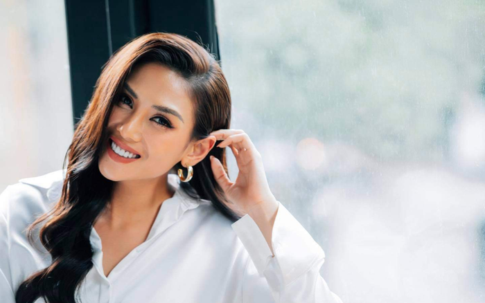 Võ Hoàng Yến đốn tim triệu fan với bộ ảnh đón tuổi mới trong veo tinh khiết Ảnh 2