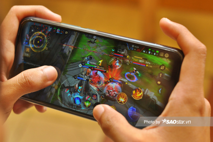 Đánh giá chi tiết Realme 7i: Thiết kế ấn tượng, cấu hình ổn trong tầm giá! Ảnh 11