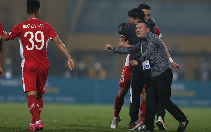 Nước mắt Hoàng 'bột' và ngày quyết đấu với đội của bầu Hiển! Ảnh 2