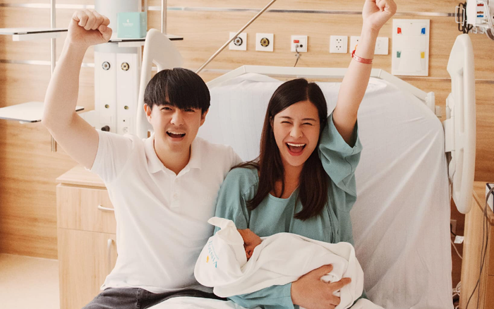 Con gái Đông Nhi: Bảo bối 'ngậm thìa vàng' từ trong bụng mẹ Ảnh 2