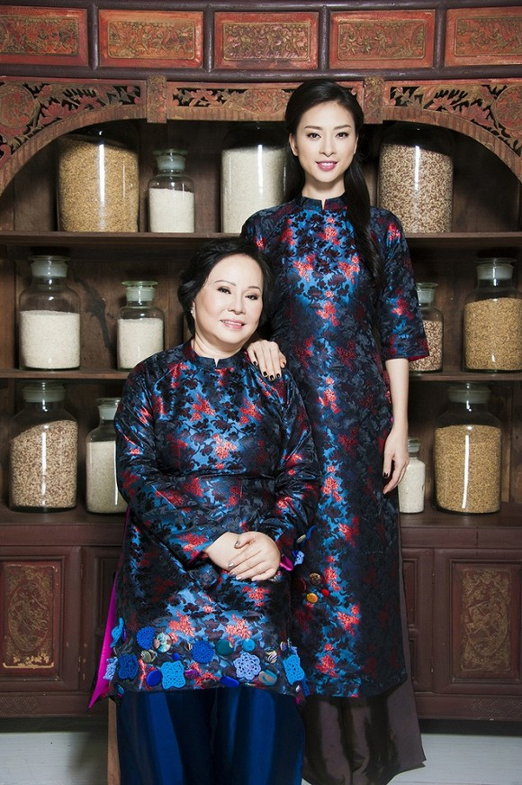 Mẹ Ngô Thanh Vân luôn trăn trở về sức khỏe và hạnh phúc riêng tư của con gái