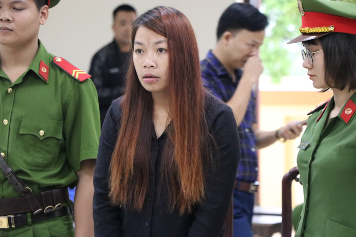 Nguyễn Thị Thu tại phiên toà.