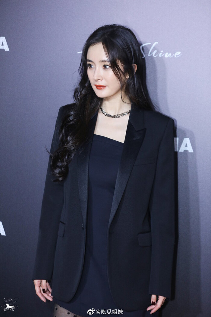 Dương Mịch có cứu vớt được hình ảnh của mình sau loạt ảnh kém sắc, chẳng thon gọn? Ảnh 3