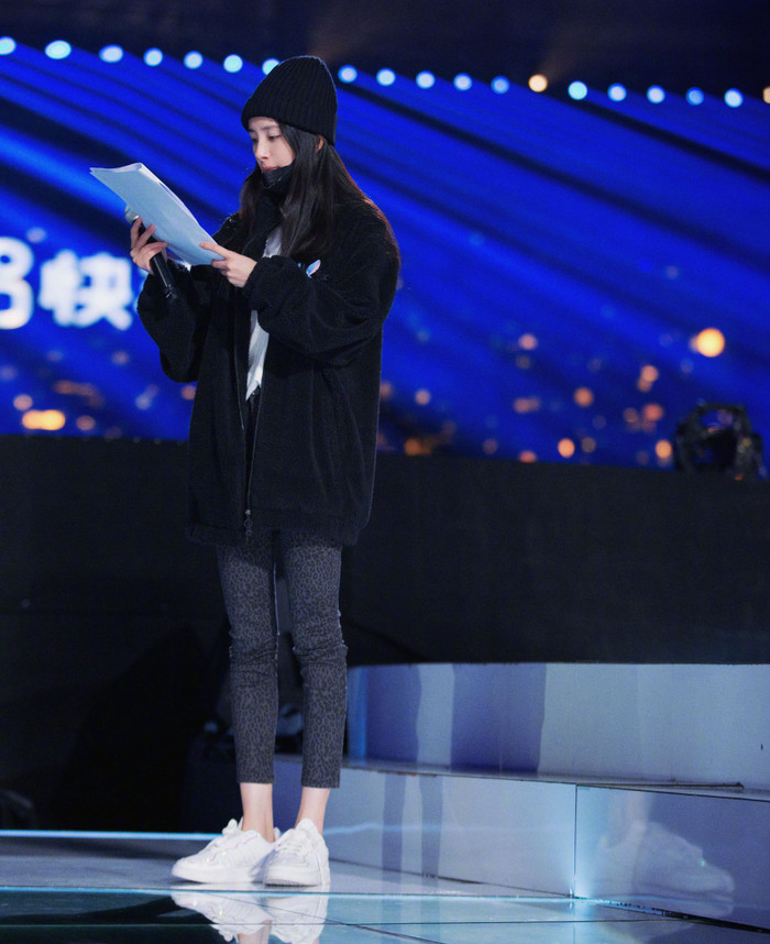 Dương Mịch có cứu vớt được hình ảnh của mình sau loạt ảnh kém sắc, chẳng thon gọn? Ảnh 14