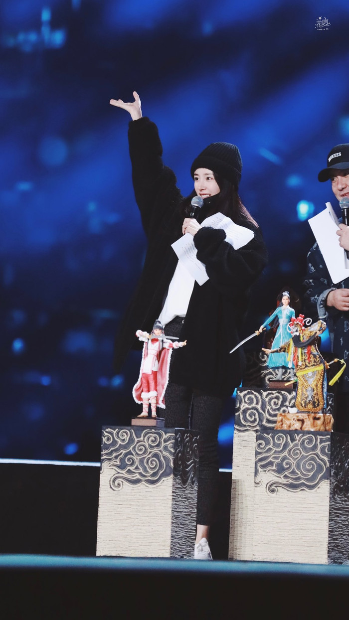 Dương Mịch có cứu vớt được hình ảnh của mình sau loạt ảnh kém sắc, chẳng thon gọn? Ảnh 15