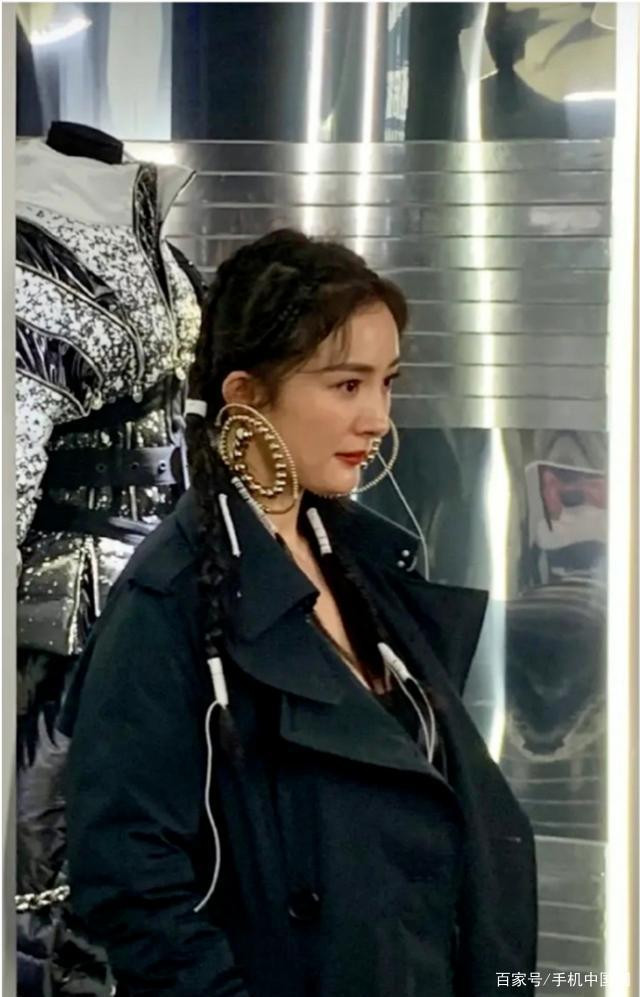 Dương Mịch có cứu vớt được hình ảnh của mình sau loạt ảnh kém sắc, chẳng thon gọn? Ảnh 11